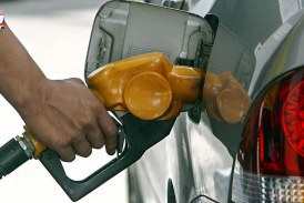 Baja la nafta $2 por litro y el gasoil $4 por litro en junio; además en compra con tarjeta llega al 40% el descuento en naftas en frontera